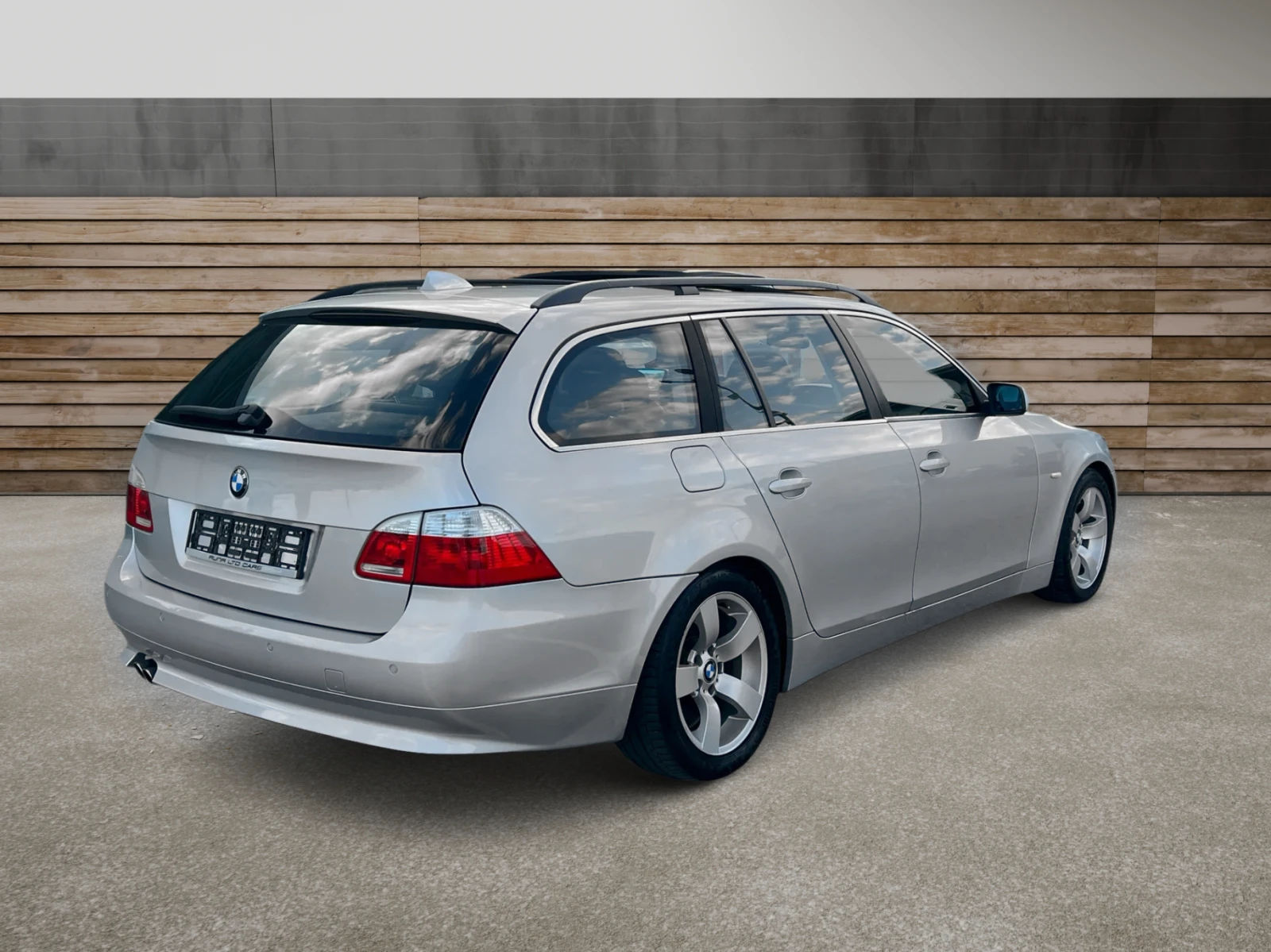BMW 525 i ГАЗОВ ИНЖЕКЦИОН ПАНОРАМА СПОРТНИ СЕДАЛКИ ПОДГРЕВ - изображение 6