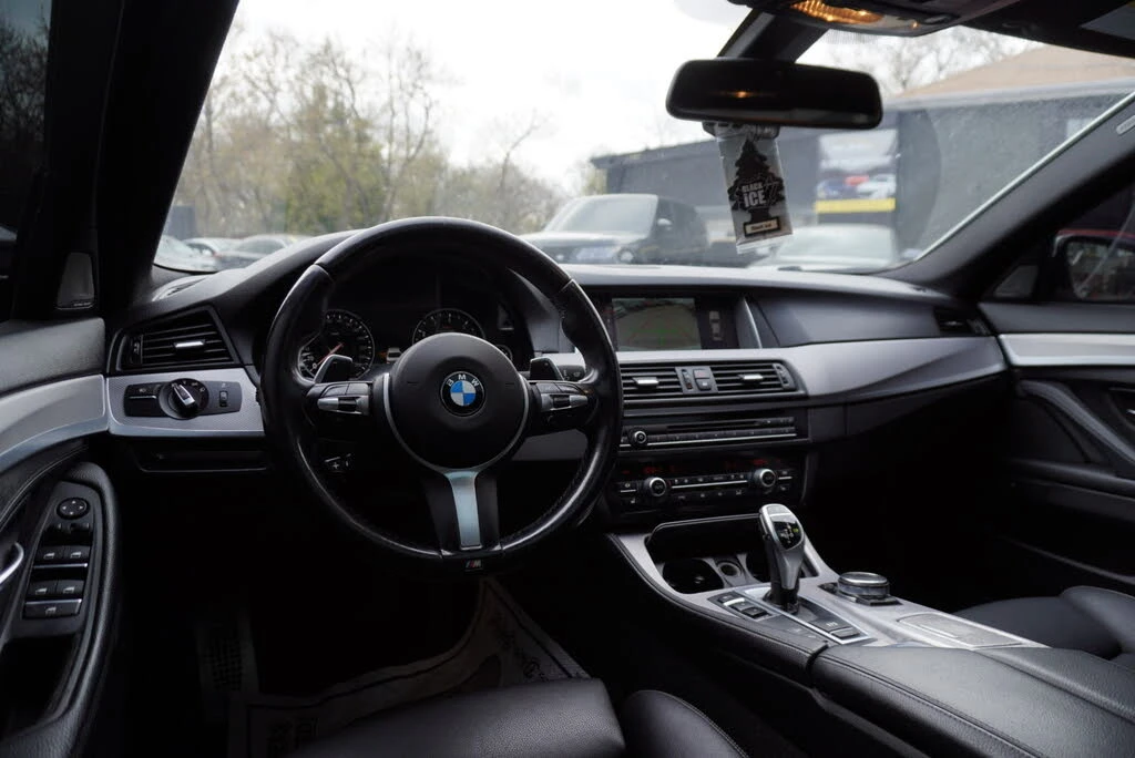 BMW 535 i * M-Package* * HeadUp* AвтоКредит* (ЦЕНА ДО БГ) - изображение 5