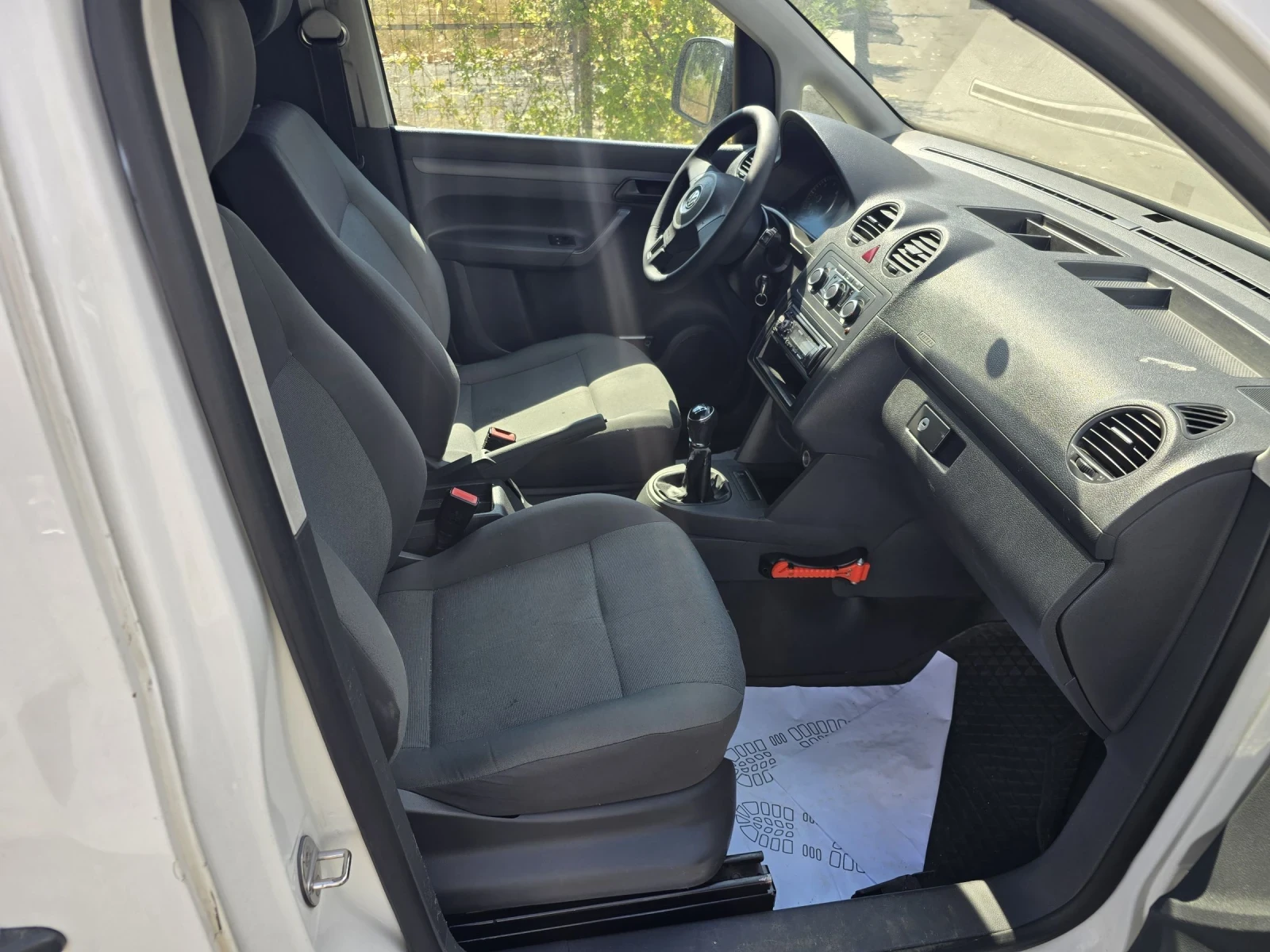 VW Caddy 2.0TDI - изображение 9