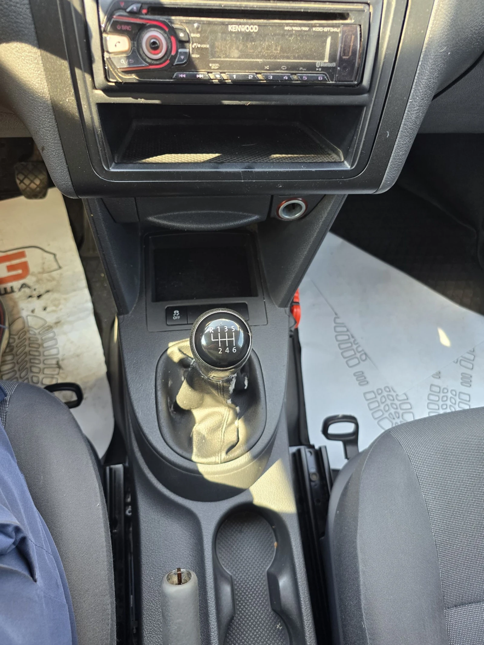 VW Caddy 2.0TDI - изображение 10