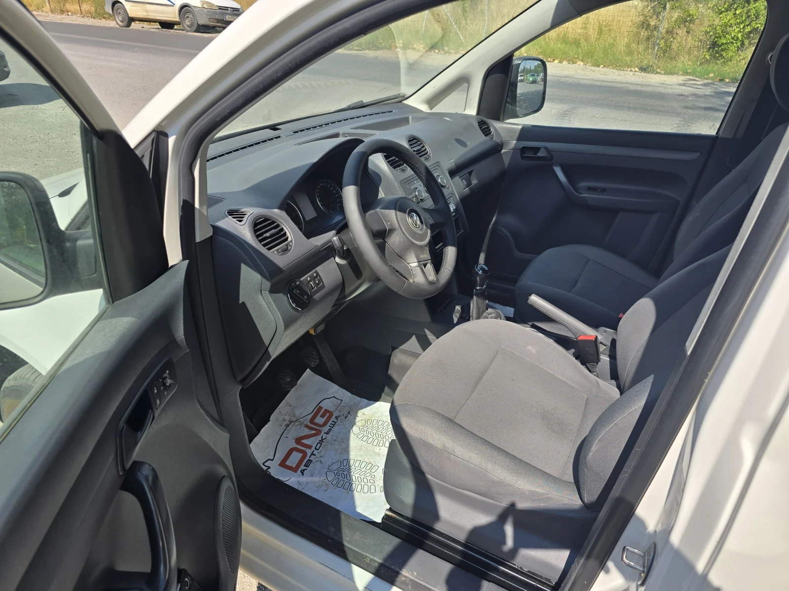 VW Caddy 2.0TDI - изображение 7