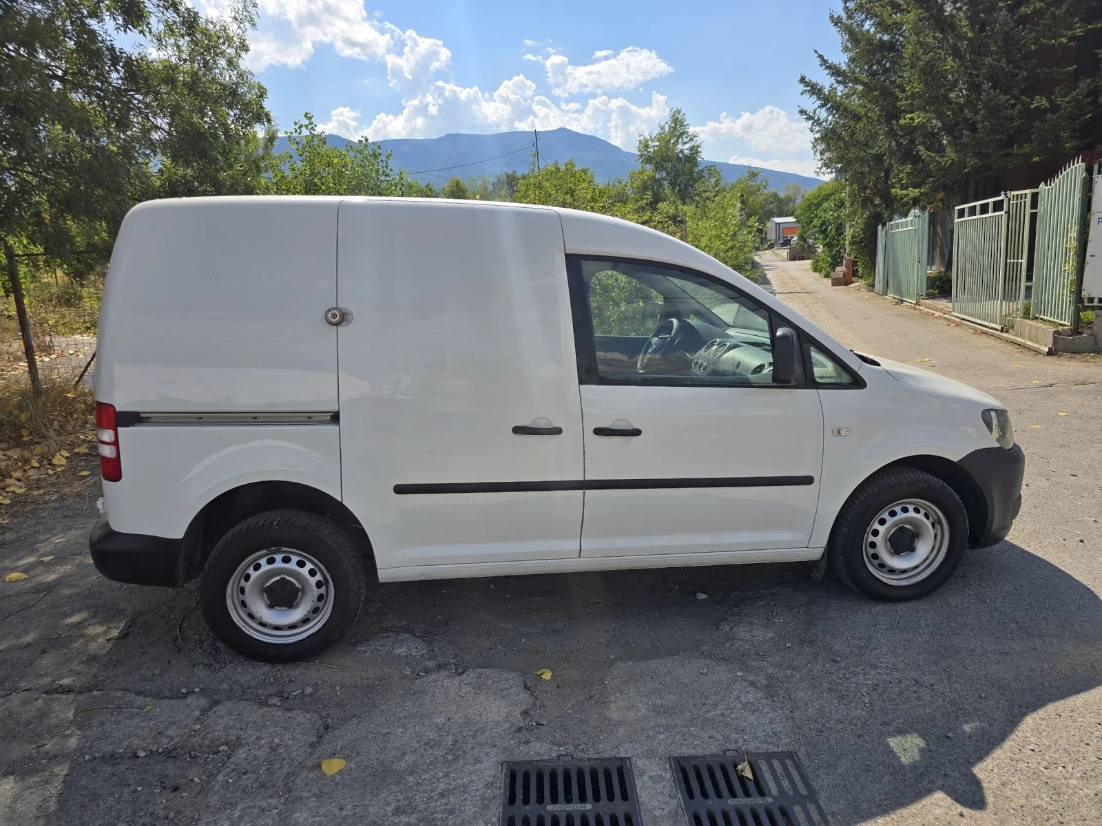 VW Caddy 2.0TDI - изображение 6