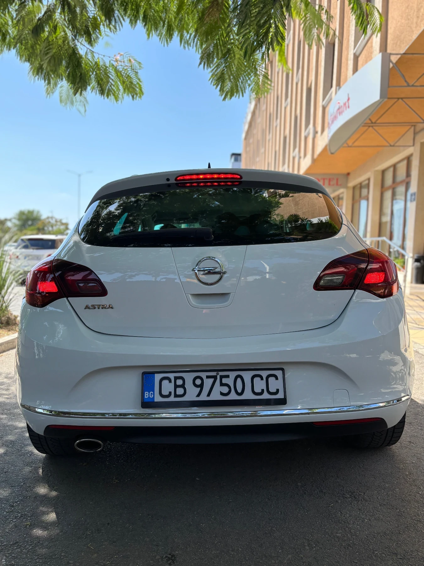 Opel Astra J 1.4 Turbo LPG - изображение 5