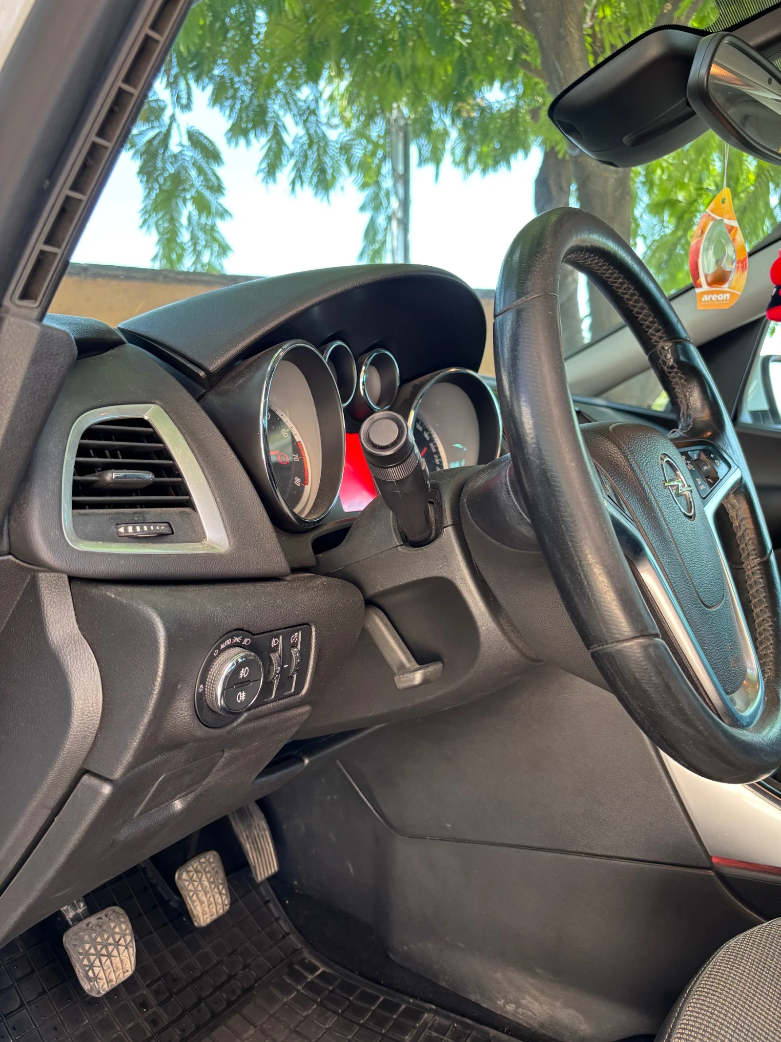 Opel Astra J 1.4 Turbo LPG | Mobile.bg � ����������� 14