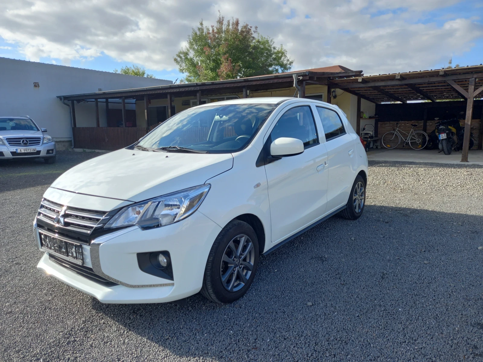 Mitsubishi Space star 1.0i   20500км. - изображение 8
