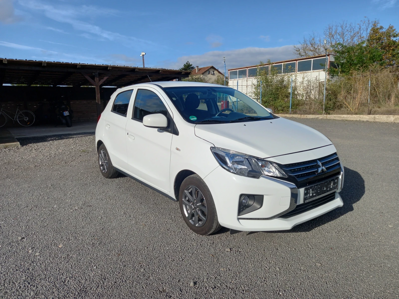 Mitsubishi Space star 1.0i   20500км. - изображение 2
