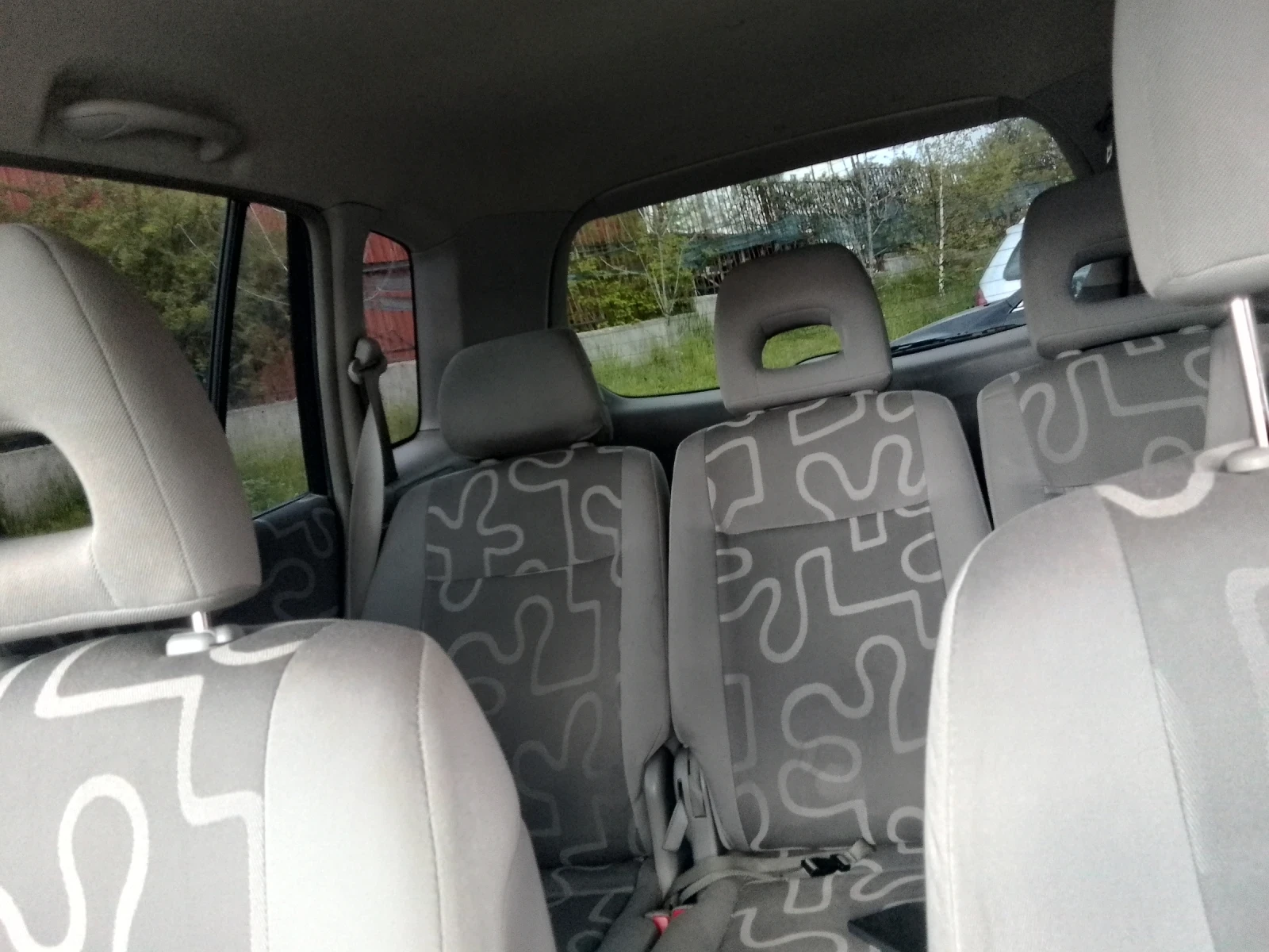 Mazda Premacy 1.8 - изображение 5