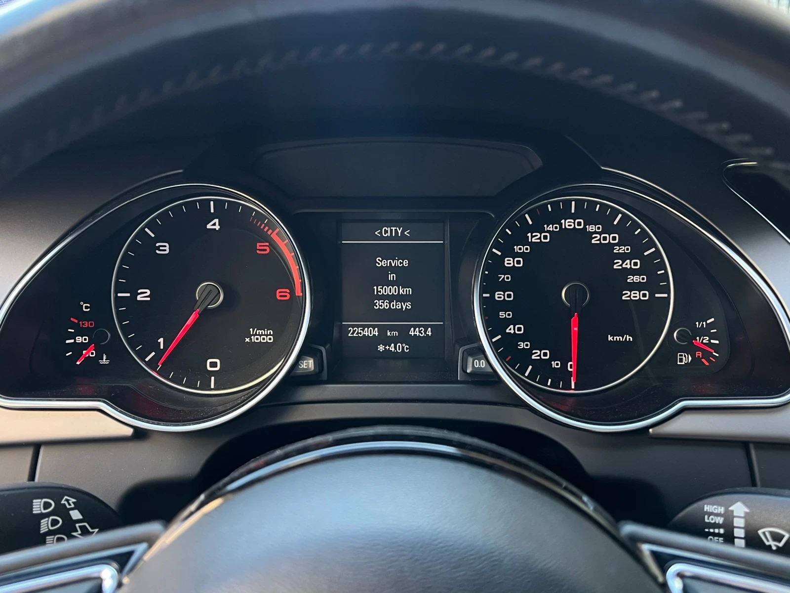 Audi A5 Bi-Xenon* LED ������* HighBeamAssist* NAVI* ������ | Mobile.bg � ����������� 9