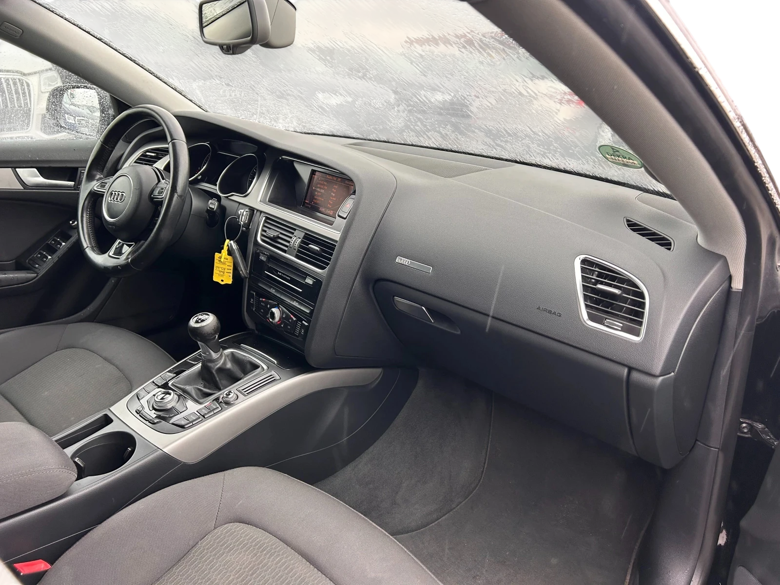 Audi A5 Bi-Xenon* LED дневни* HighBeamAssist* NAVI* Подгре - изображение 8