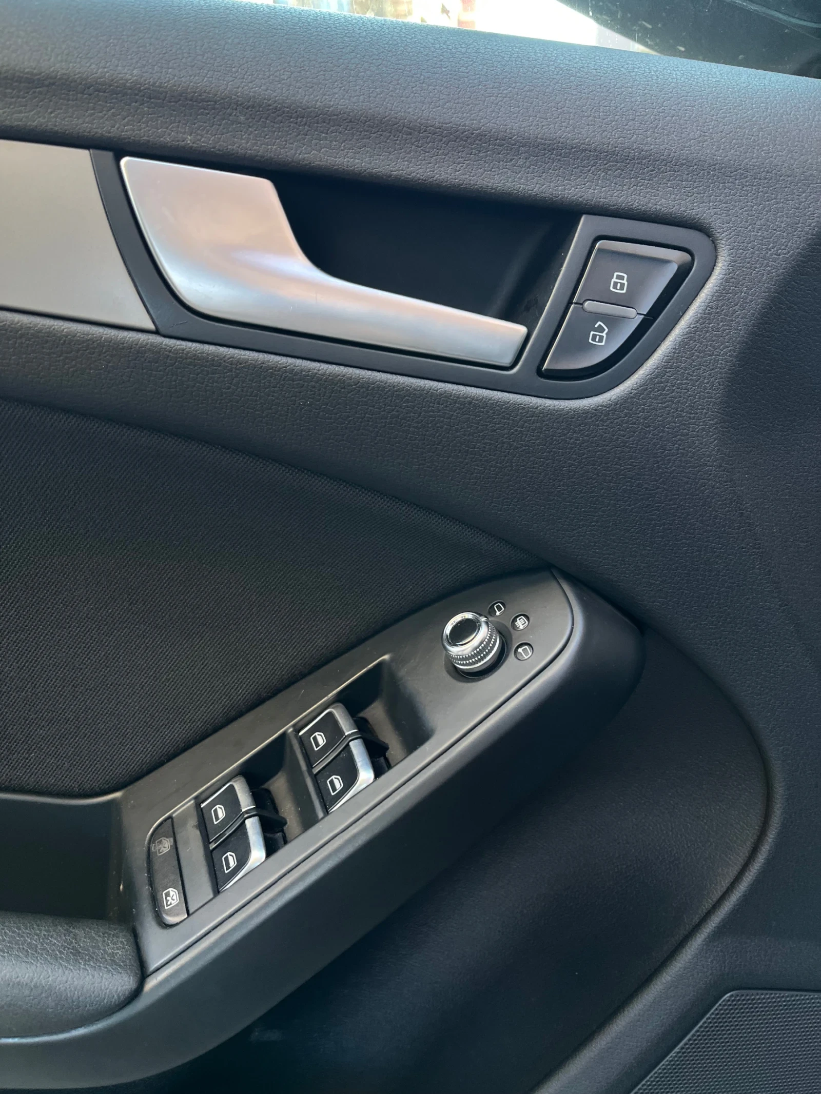 Audi A5 Bi-Xenon* LED ������* HighBeamAssist* NAVI* ������ | Mobile.bg � ����������� 13