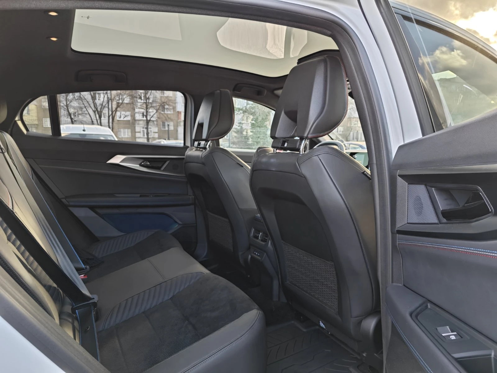 Renault Rafale E-TECH HYBRID ESPRIT ALPINE MATT | Mobile.bg � ����������� 12