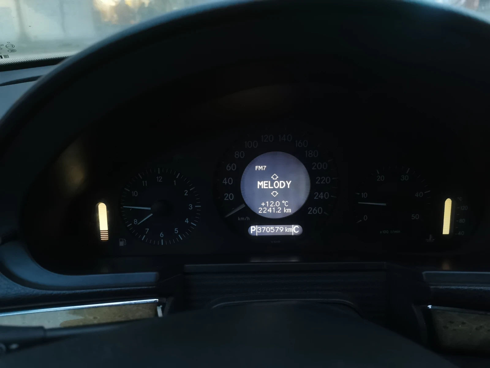 Mercedes-Benz E 280, снимка 16 - Автомобили и джипове - 54083349