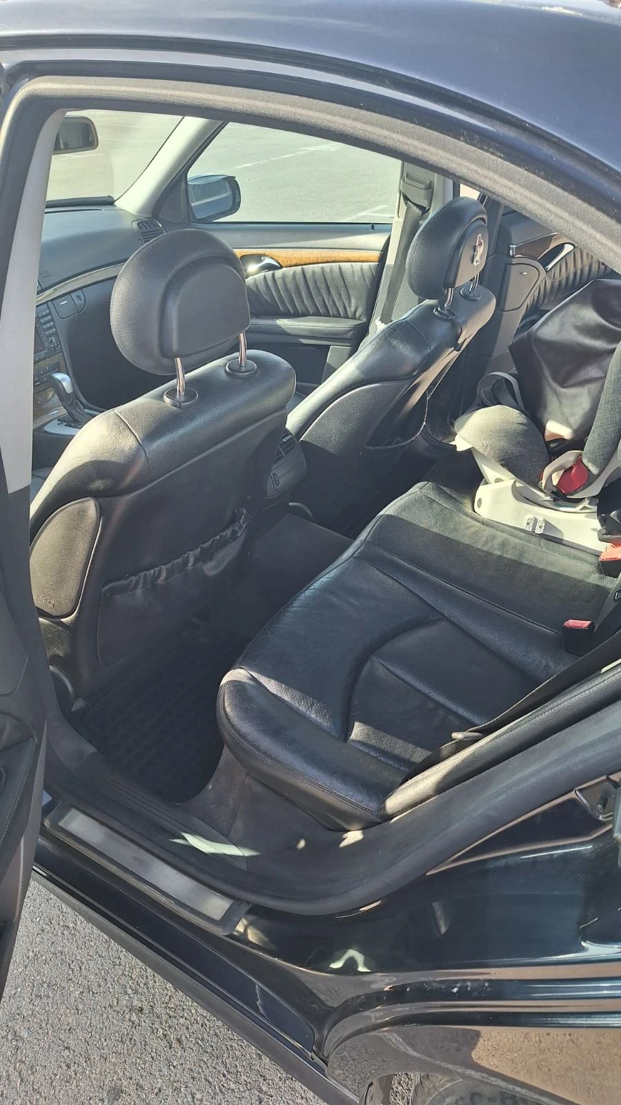 Mercedes-Benz E 280, снимка 12 - Автомобили и джипове - 54083349