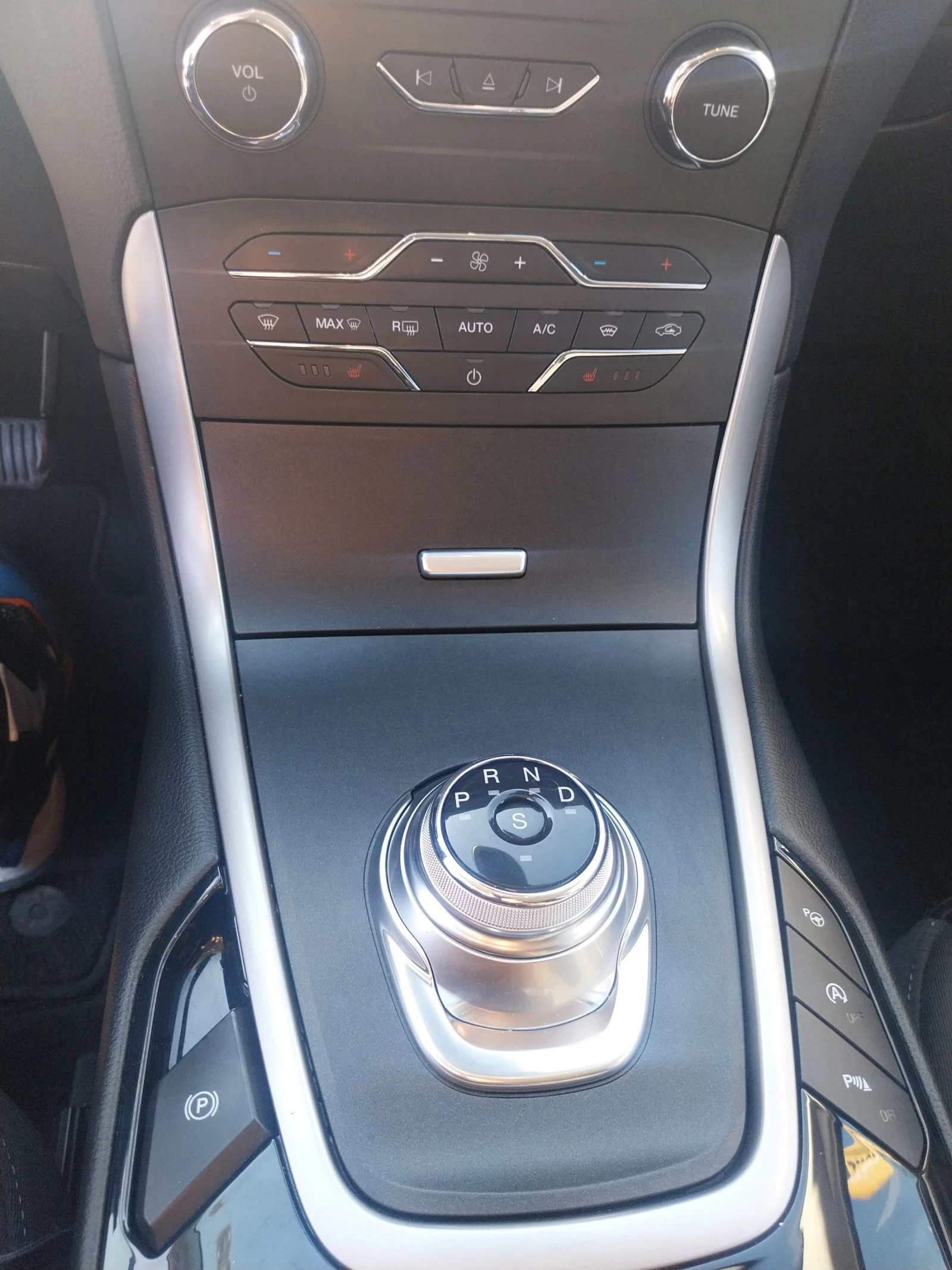 Ford S-Max, снимка 10 - Автомобили и джипове - 54084235