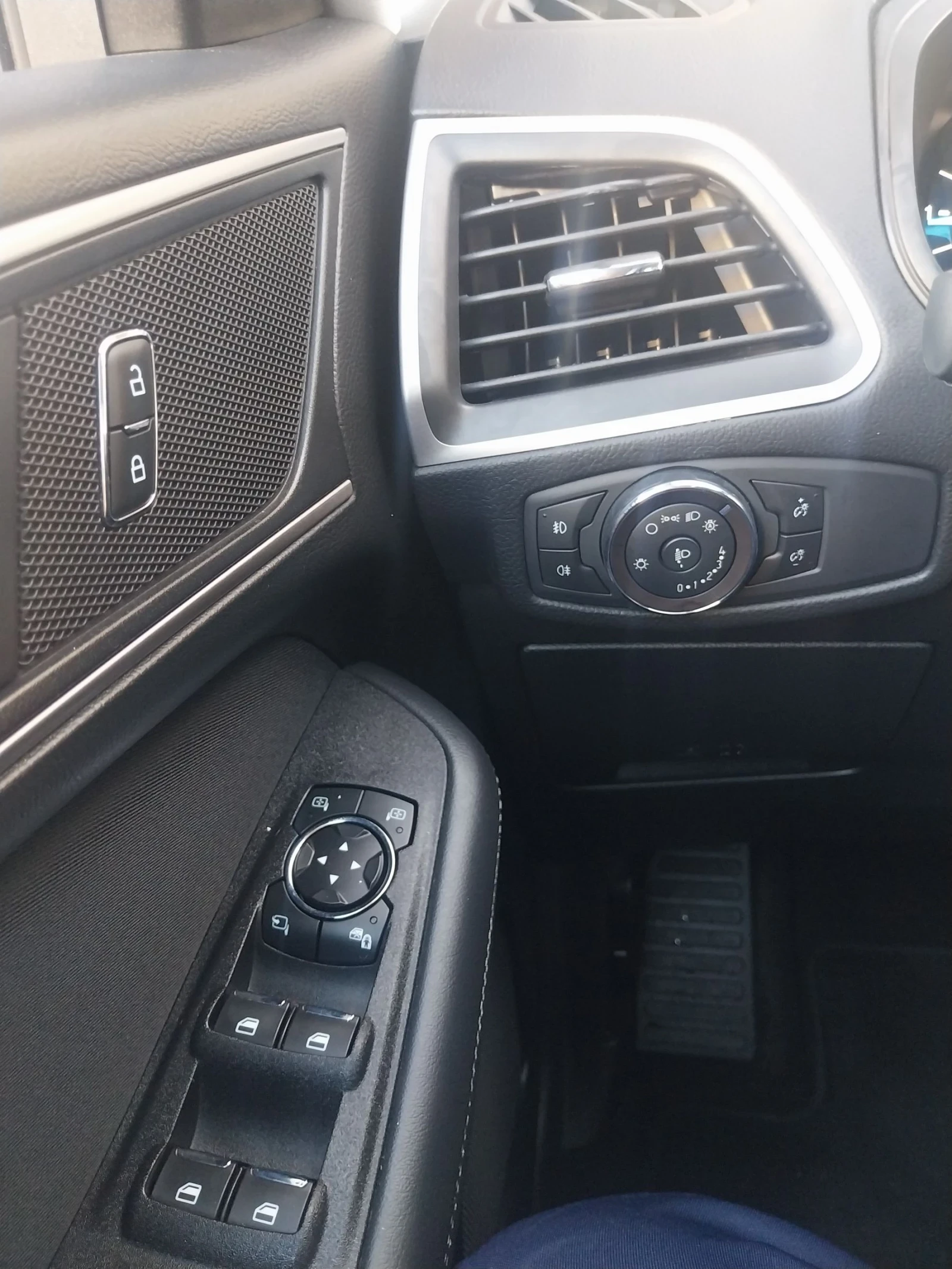 Ford S-Max, снимка 14 - Автомобили и джипове - 54084235