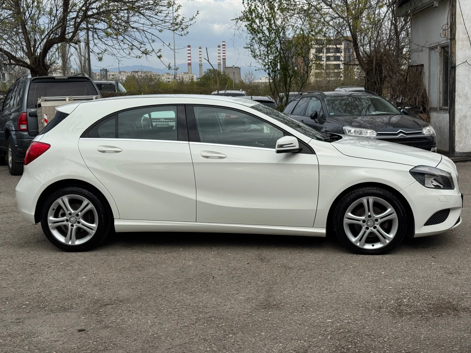 Mercedes-Benz A 180 AMG_line! Camera! Нова!!, снимка 7 - Автомобили и джипове - 54220630