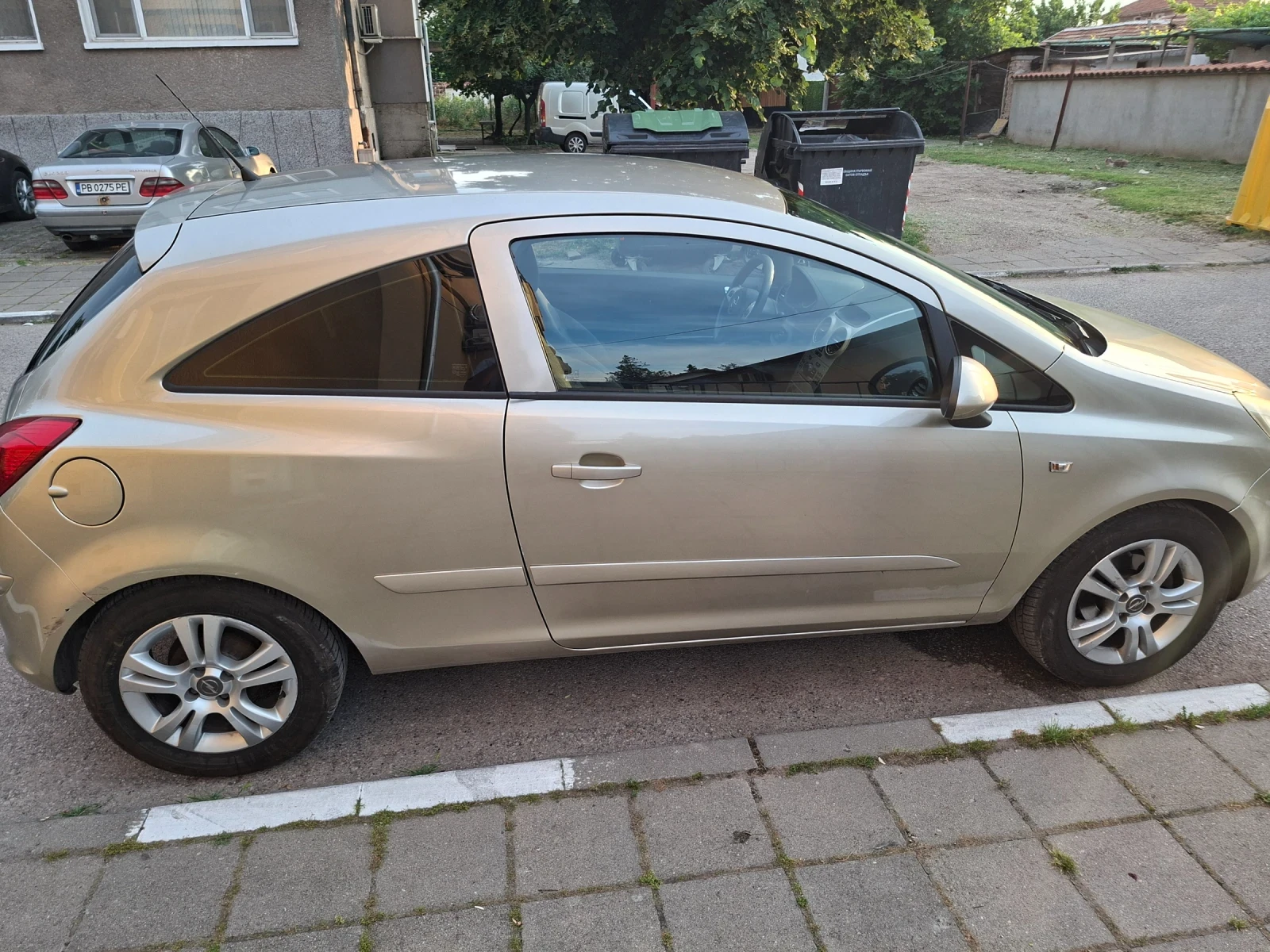 Opel Corsa, снимка 3 - Автомобили и джипове - 54877569