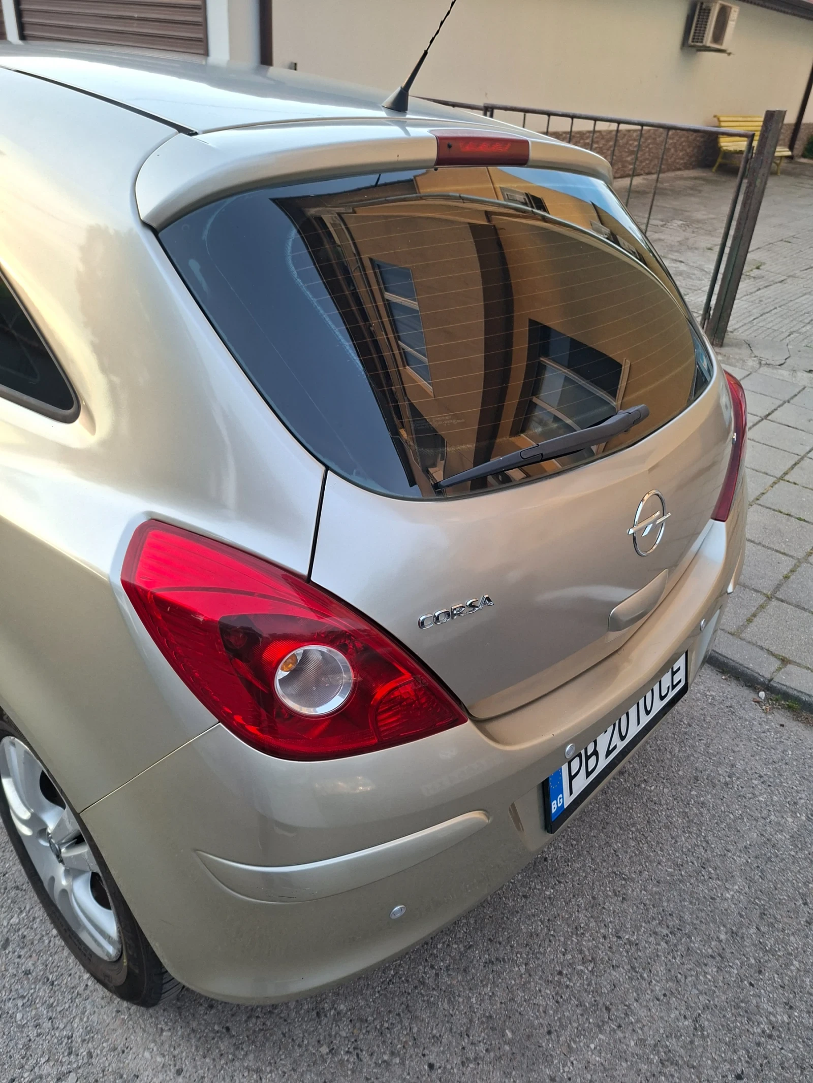 Opel Corsa, снимка 9 - Автомобили и джипове - 54877569