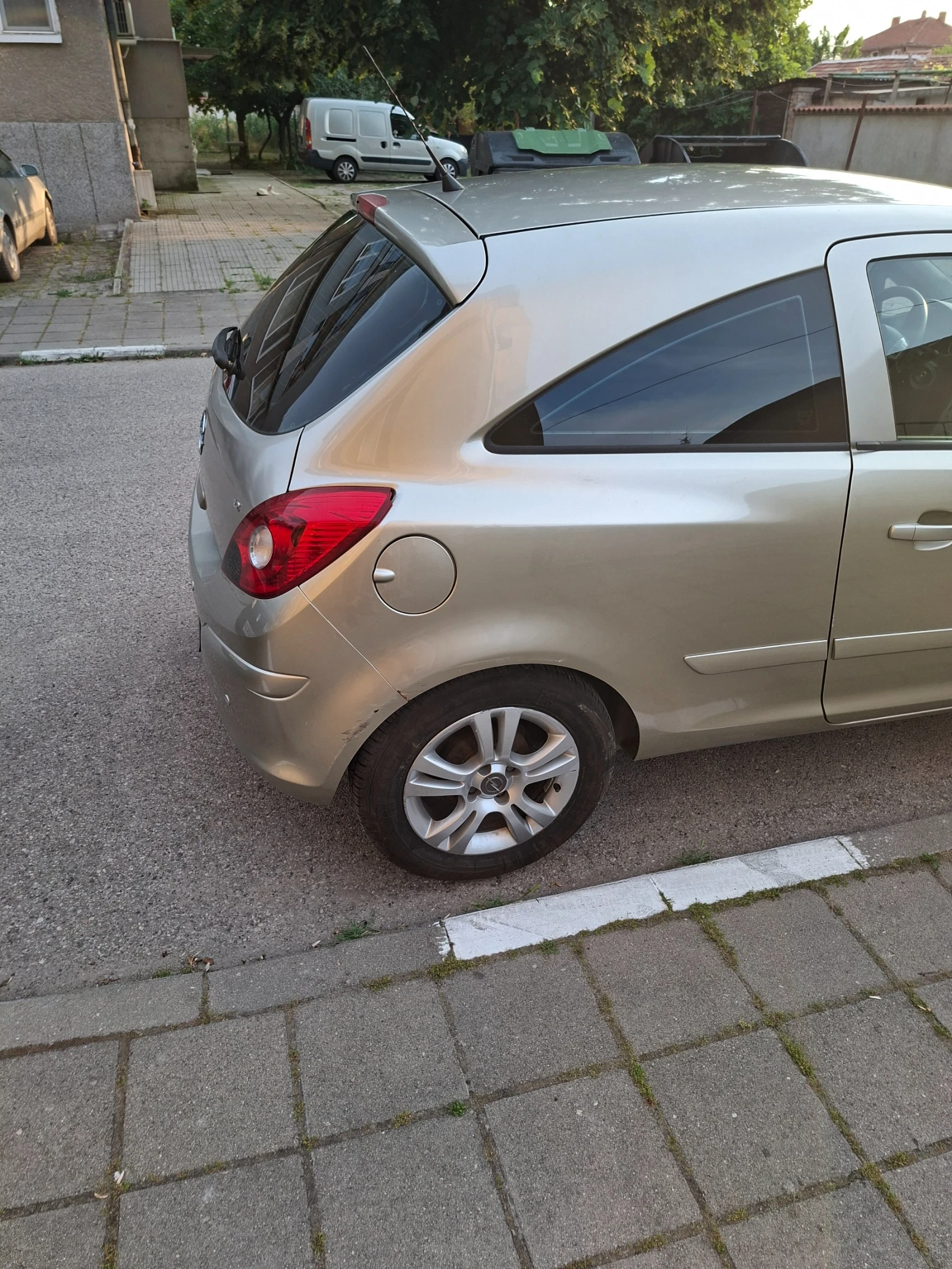 Opel Corsa, снимка 5 - Автомобили и джипове - 54877569