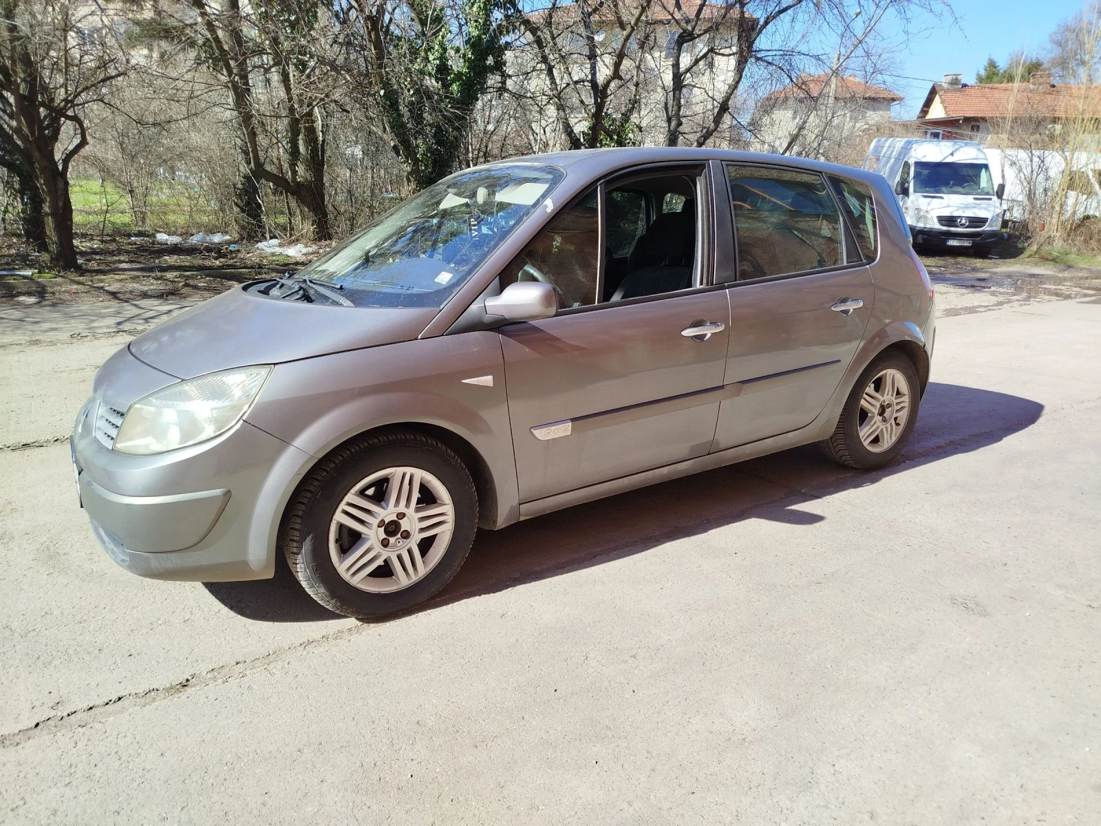 Renault Scenic, снимка 2 - Автомобили и джипове - 55066449