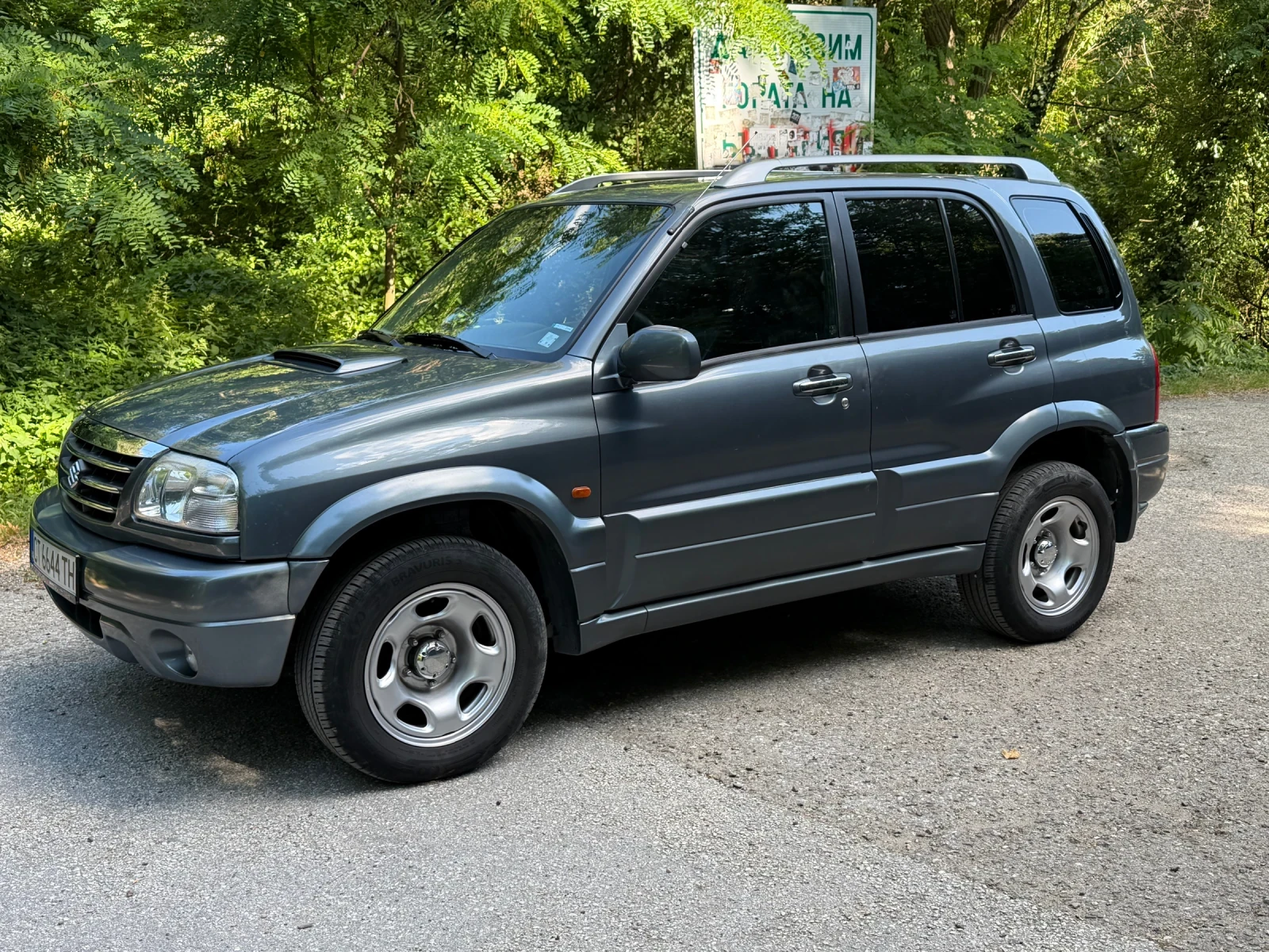 Suzuki Grand vitara 2000 HDI, снимка 3 - Автомобили и джипове - 55207321