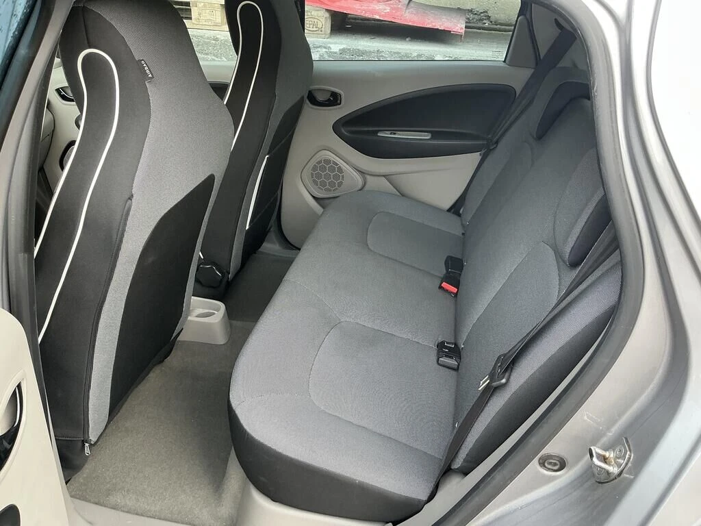 Renault Zoe 65kw Swiss edition, снимка 5 - Автомобили и джипове - 55213561