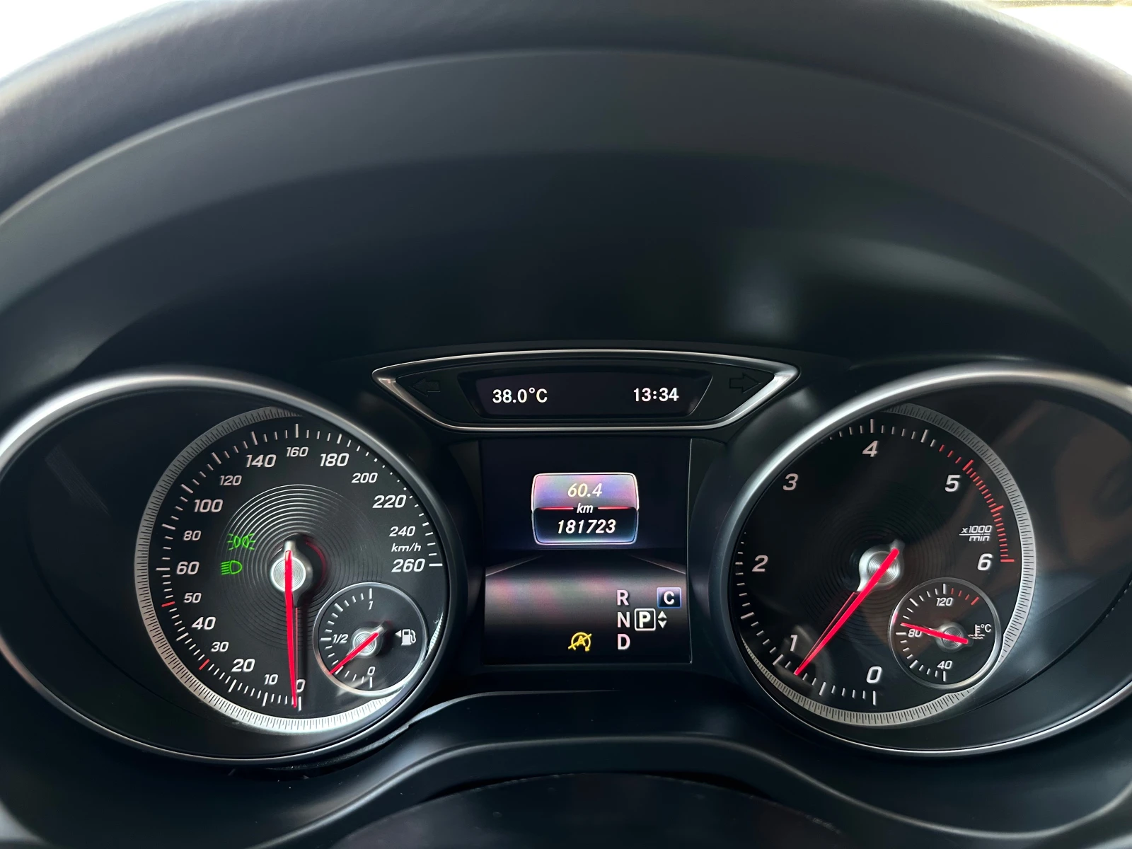 Mercedes-Benz CLA 220 200CDI 4-MATIC AMG FACE LIFT, снимка 13 - Автомобили и джипове - 55352181