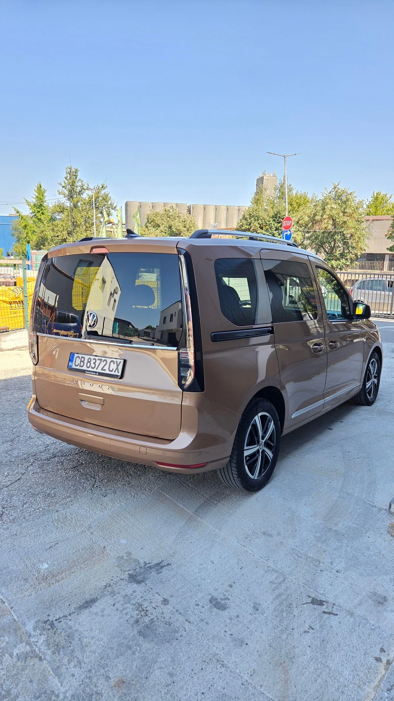 VW Caddy Style 7 места, снимка 5 - Автомобили и джипове - 56033121
