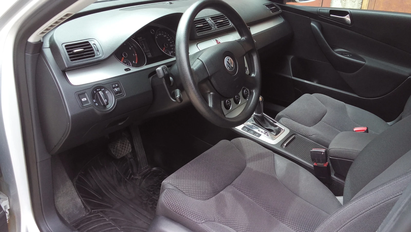 VW Passat, снимка 6 - Автомобили и джипове - 56039874