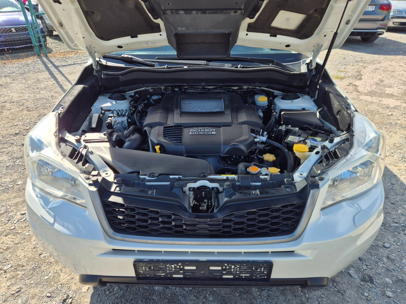 Subaru Forester 2.0D AWD, снимка 15 - Автомобили и джипове - 56321662