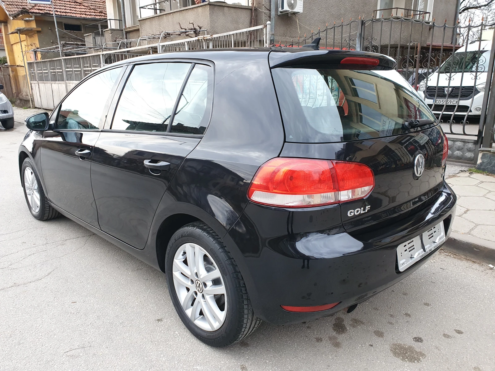 VW Golf TDI-105k.s. DSG!, снимка 3 - Автомобили и джипове - 56663352