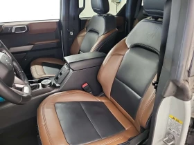 Ford Bronco * OUTER BANKS * CARFAX * 360 камера * , снимка 9