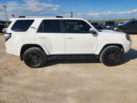 Toyota 4runner TRD Pro 4WD/KEYLESS/NAVI/LANE ASSIST, снимка 2
