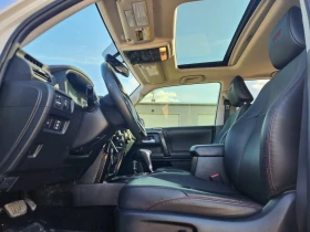 Toyota 4runner TRD Pro 4WD/KEYLESS/NAVI/LANE ASSIST, снимка 11