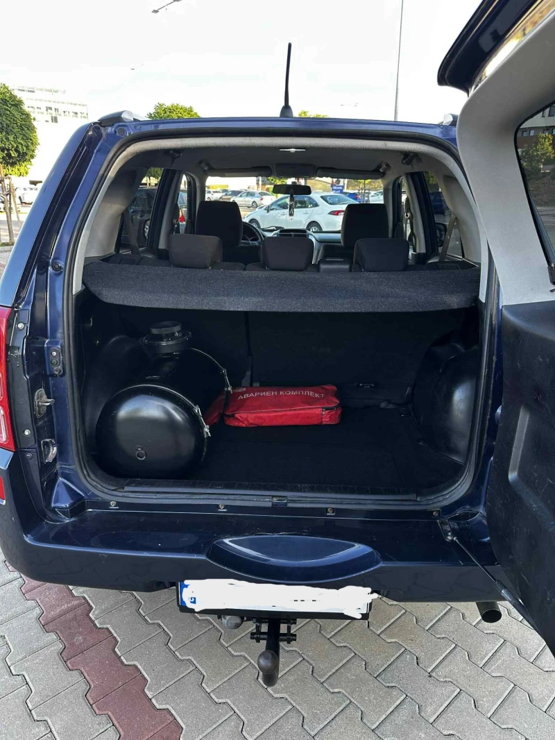 Suzuki Grand vitara, снимка 9 - Автомобили и джипове - 52473181