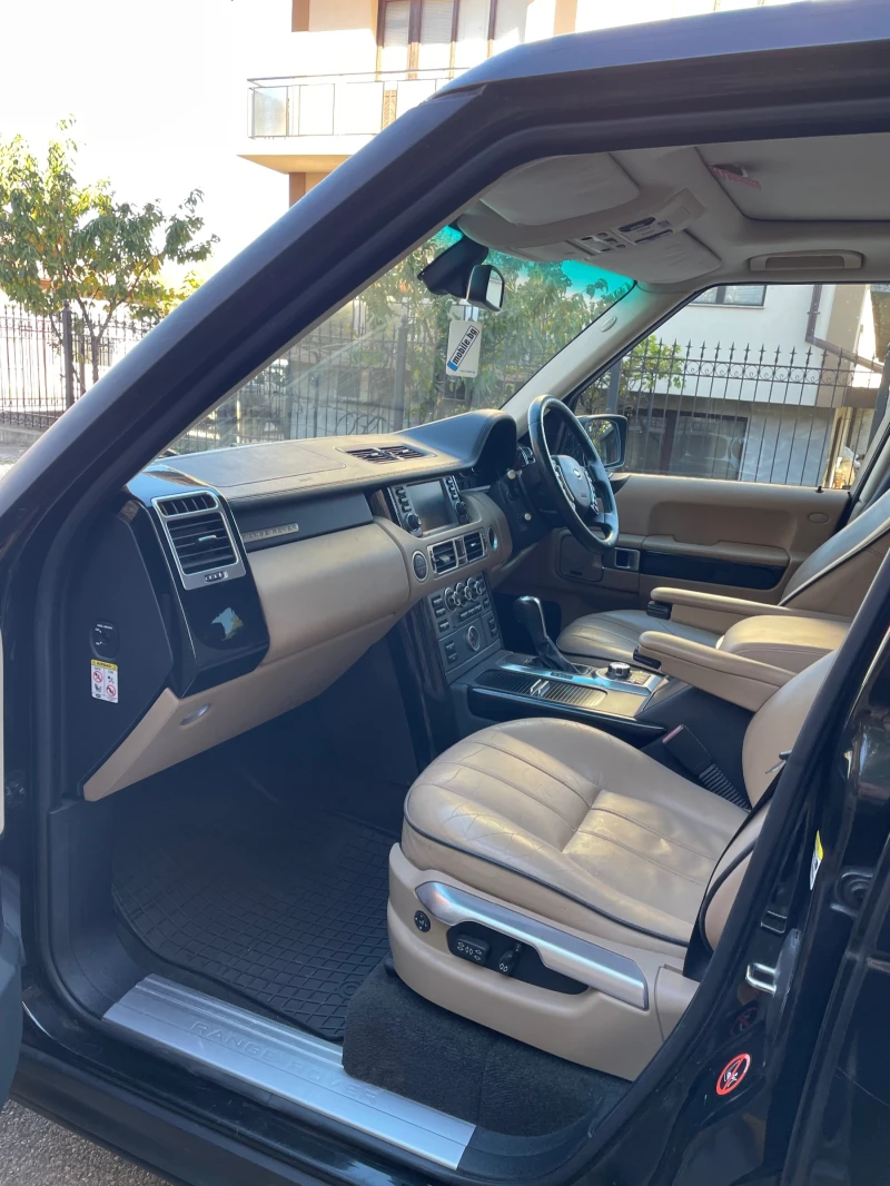 Land Rover Range rover VOGUE 3.6TDV8, снимка 11 - Автомобили и джипове - 52642805