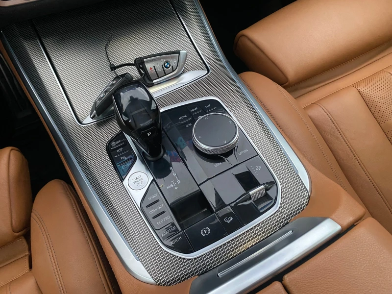 BMW X5 4.0i/M-ПАКЕТ/ВЪЗДУШНО/LASER/360, снимка 11 - Автомобили и джипове - 52472200