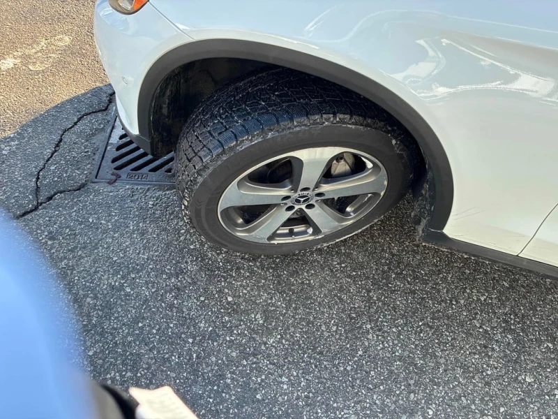 Mercedes-Benz GLC * 300 * CARFAX * БЕЗ ПЪРВОНАЧАЛНА ВНОСКА, снимка 14 - Автомобили и джипове - 53289200