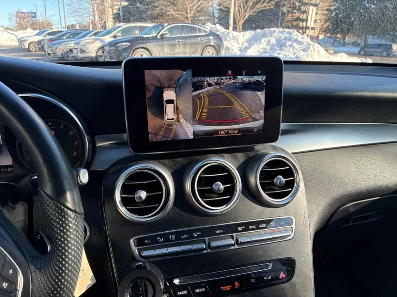 Mercedes-Benz GLC * 300 * CARFAX * БЕЗ ПЪРВОНАЧАЛНА ВНОСКА, снимка 16 - Автомобили и джипове - 53289200