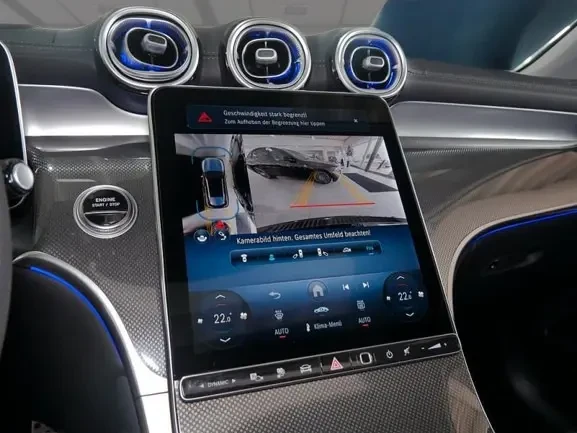 Mercedes-Benz GLC 300 dе 4Matic = AMG Line = Premium Plus Гаранция - изображение 8