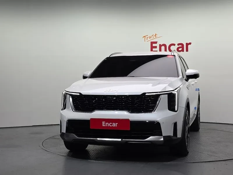 Kia Sorento Gasoline 2.5T, снимка 3 - Автомобили и джипове - 54834286