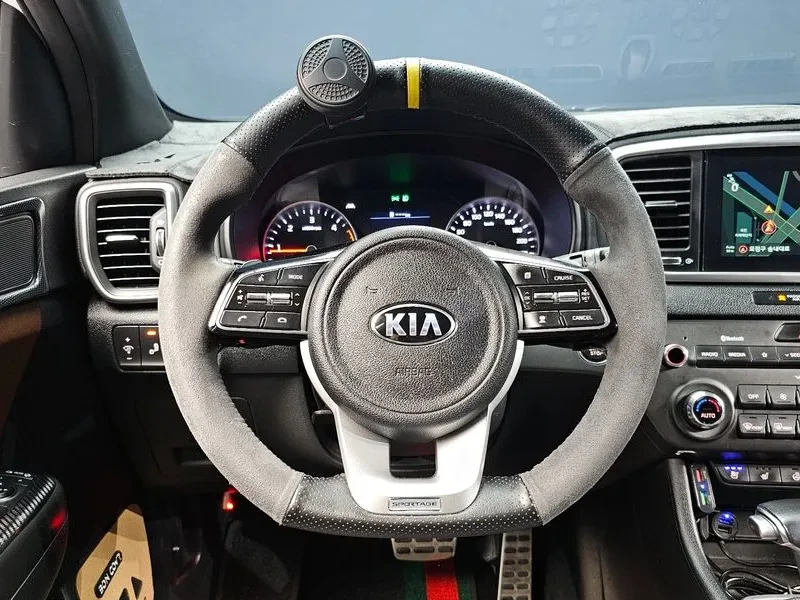 Kia Sportage The Bold Diesel 1.6 2Wd Prestige, снимка 12 - Автомобили и джипове - 54955805