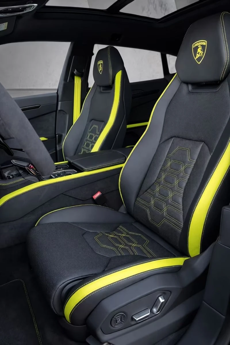 Lamborghini Urus SE/B&O/23"/SPORTIVO/NIGHT VISION/CARBON FULL/, снимка 9 - Автомобили и джипове - 55845654