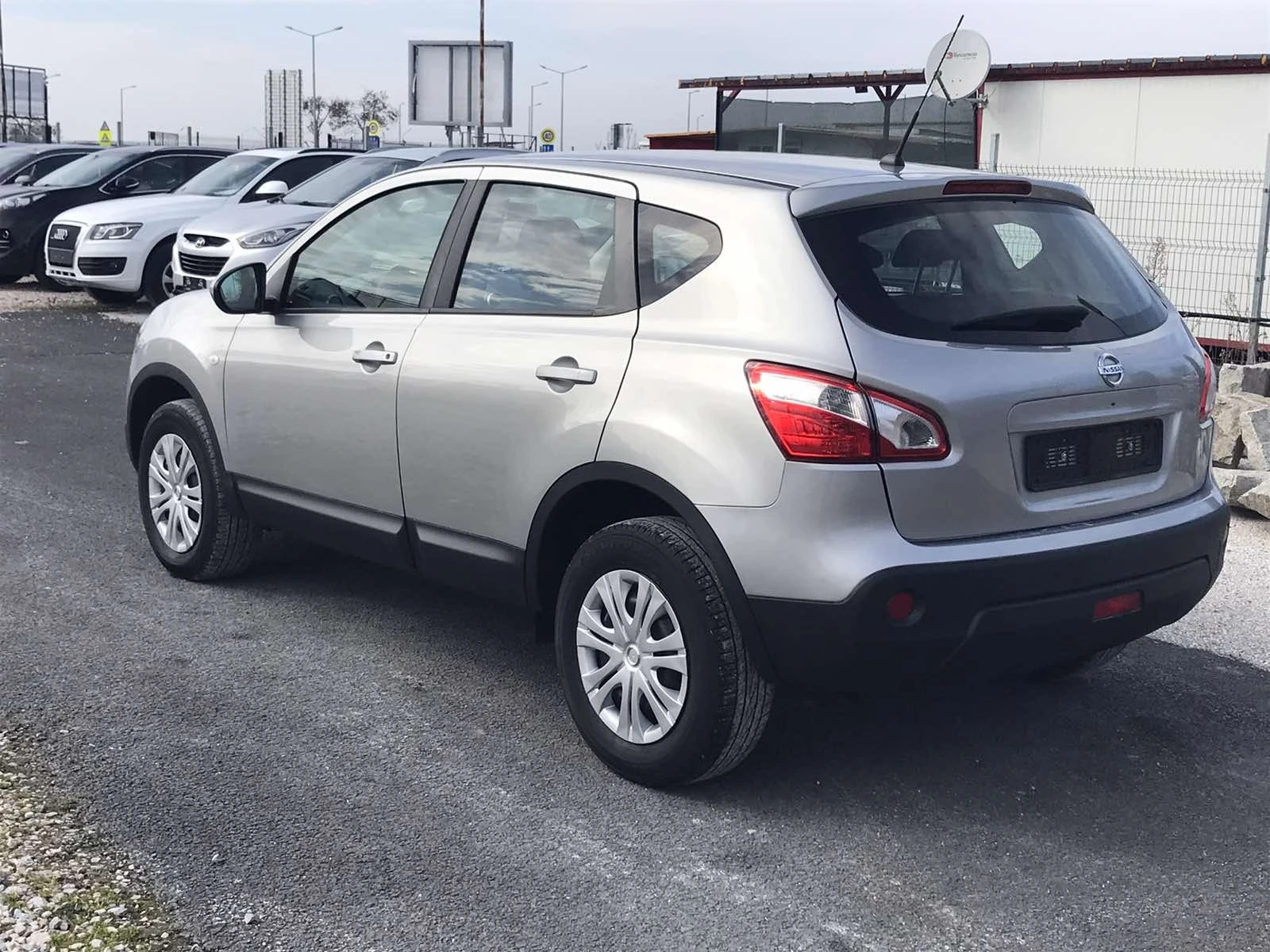 Nissan Qashqai 1.5dci - изображение 6