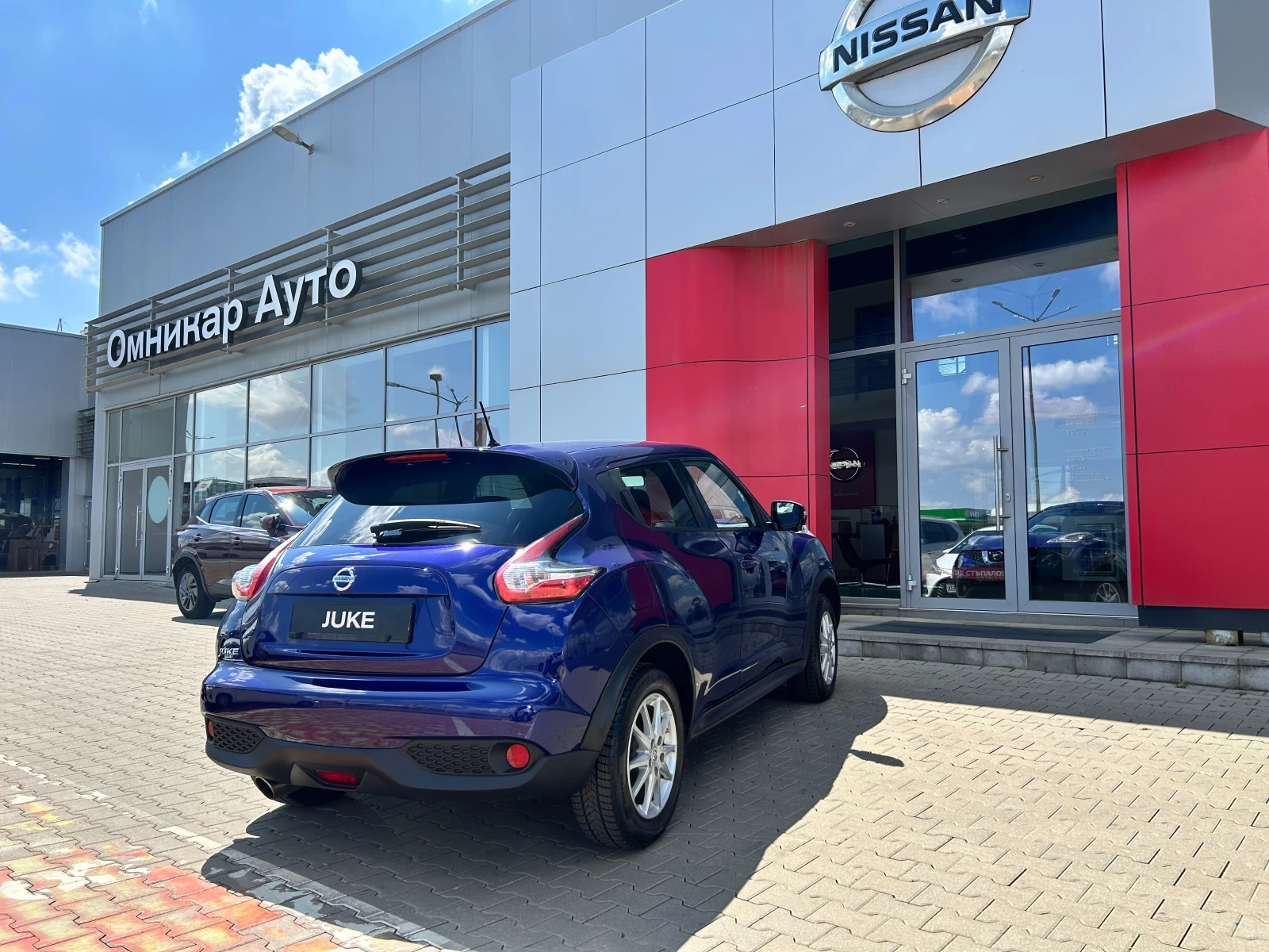 Nissan Juke 1.6 DIG-T 4x4 A/T - изображение 3