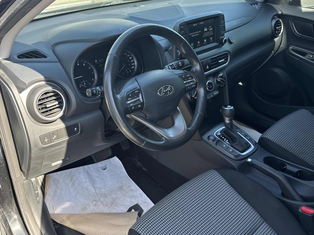 Hyundai Kona * АВТО КРЕДИТ* ЦЕНА ДО БГ * CARFAX *  - изображение 6