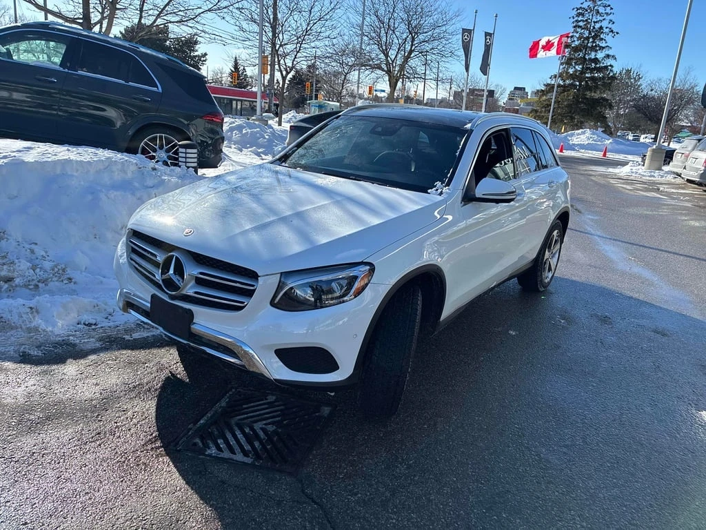 Mercedes-Benz GLC * 300 * CARFAX * БЕЗ ПЪРВОНАЧАЛНА ВНОСКА - изображение 8