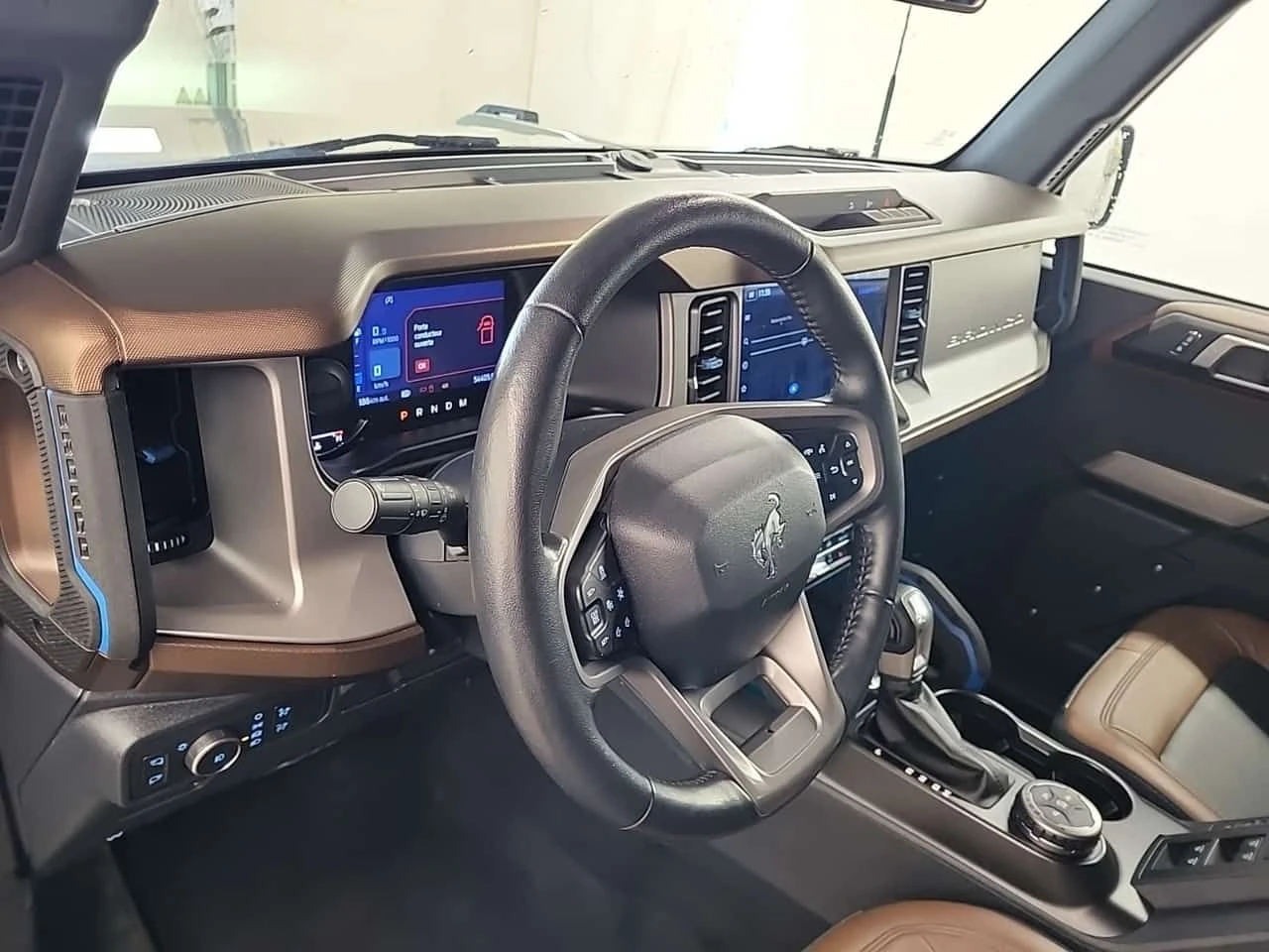 Ford Bronco * OUTER BANKS * CARFAX * 360 камера * , снимка 6 - Автомобили и джипове - 53947010