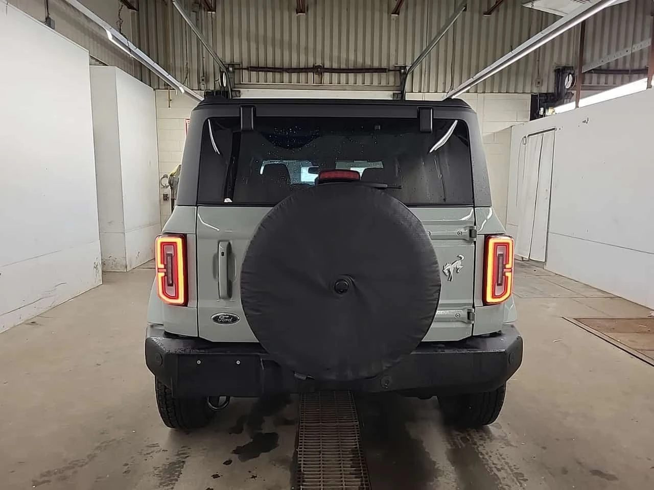 Ford Bronco * OUTER BANKS * CARFAX * 360 камера * , снимка 5 - Автомобили и джипове - 53947010