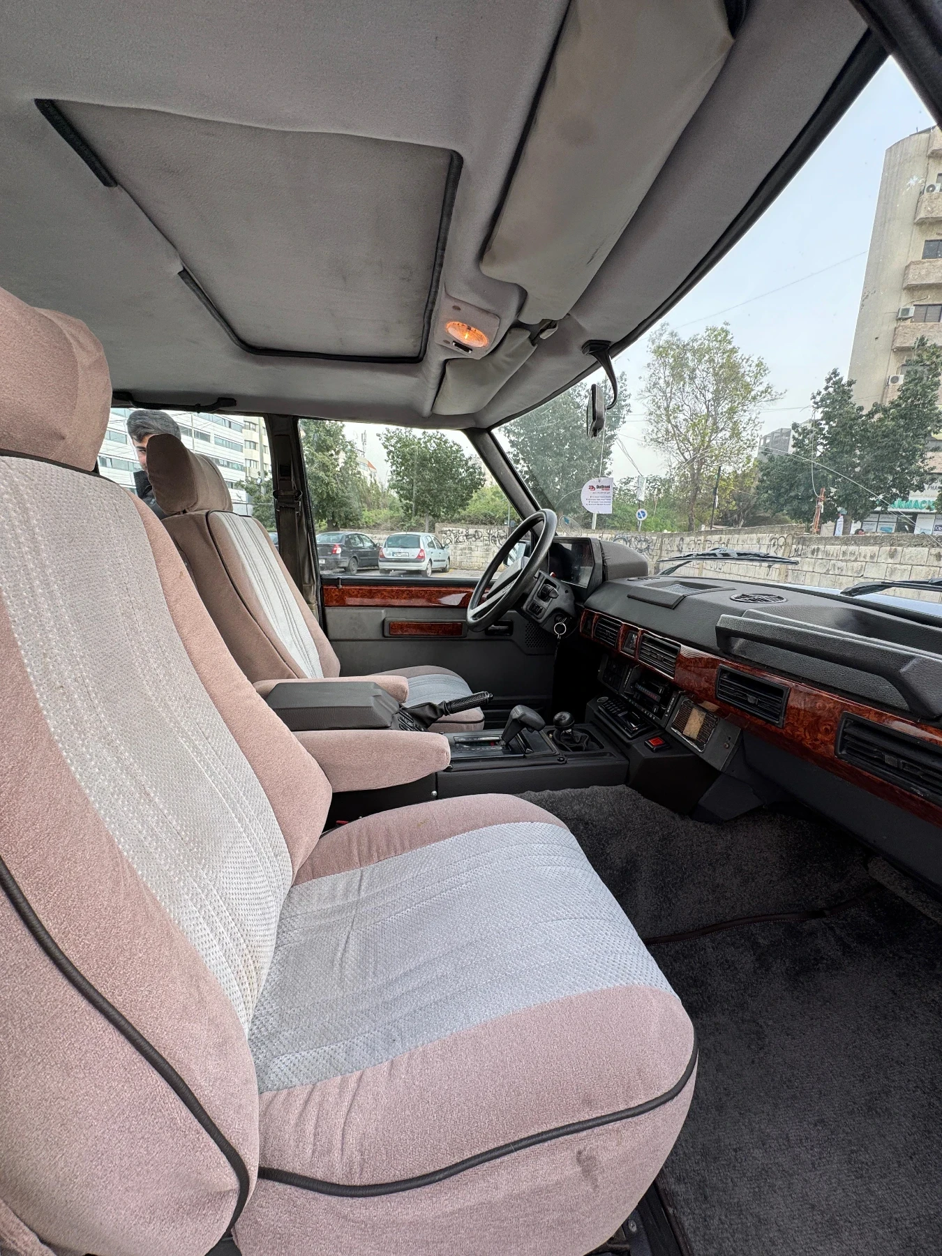 Land Rover Range rover Classic 3.5 V8 , снимка 9 - Автомобили и джипове - 54241369